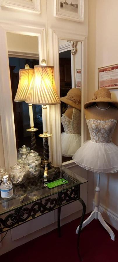 포스콜 Olivia House B&B 외부 사진