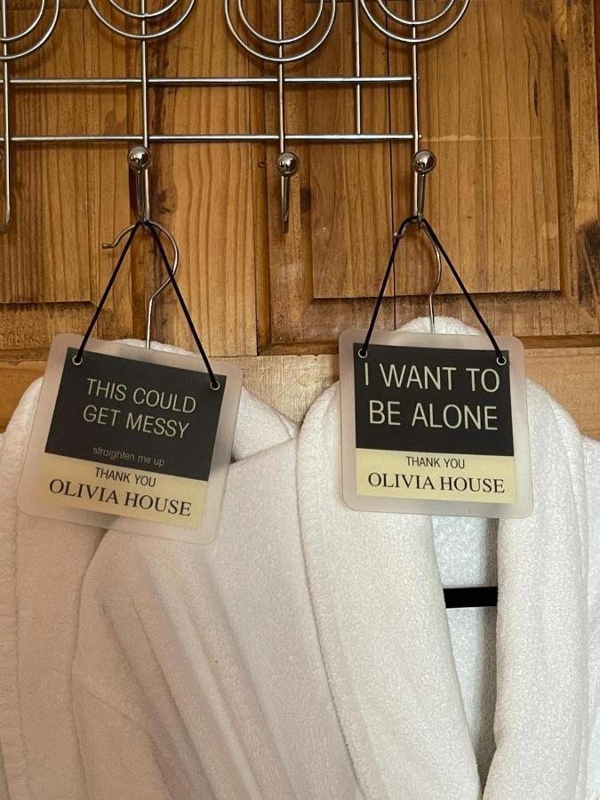 포스콜 Olivia House B&B 외부 사진