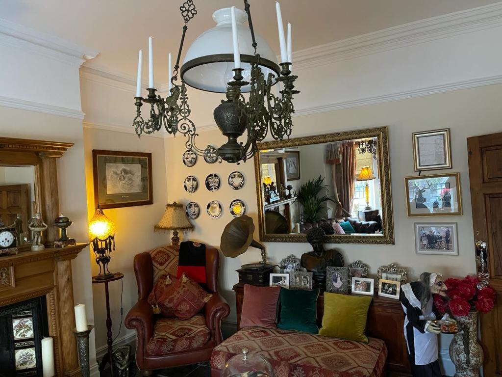 포스콜 Olivia House B&B 외부 사진
